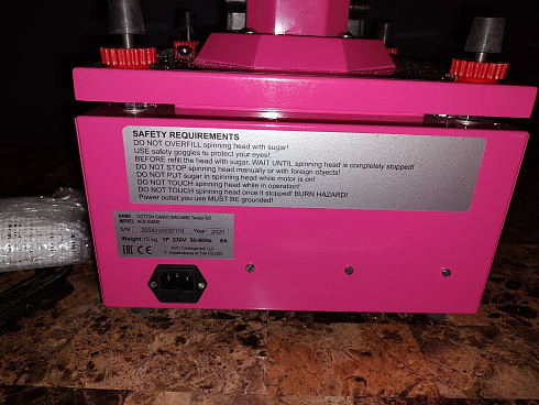 cotton candy show, cotton candy machine, cotton candy machine twister m2, cotton candy machine twisterm2, cotton candy machine robojetfloss, cotton candy machine for business, cotton candy machine for show, cotton candy machine for the holiday, cotton can